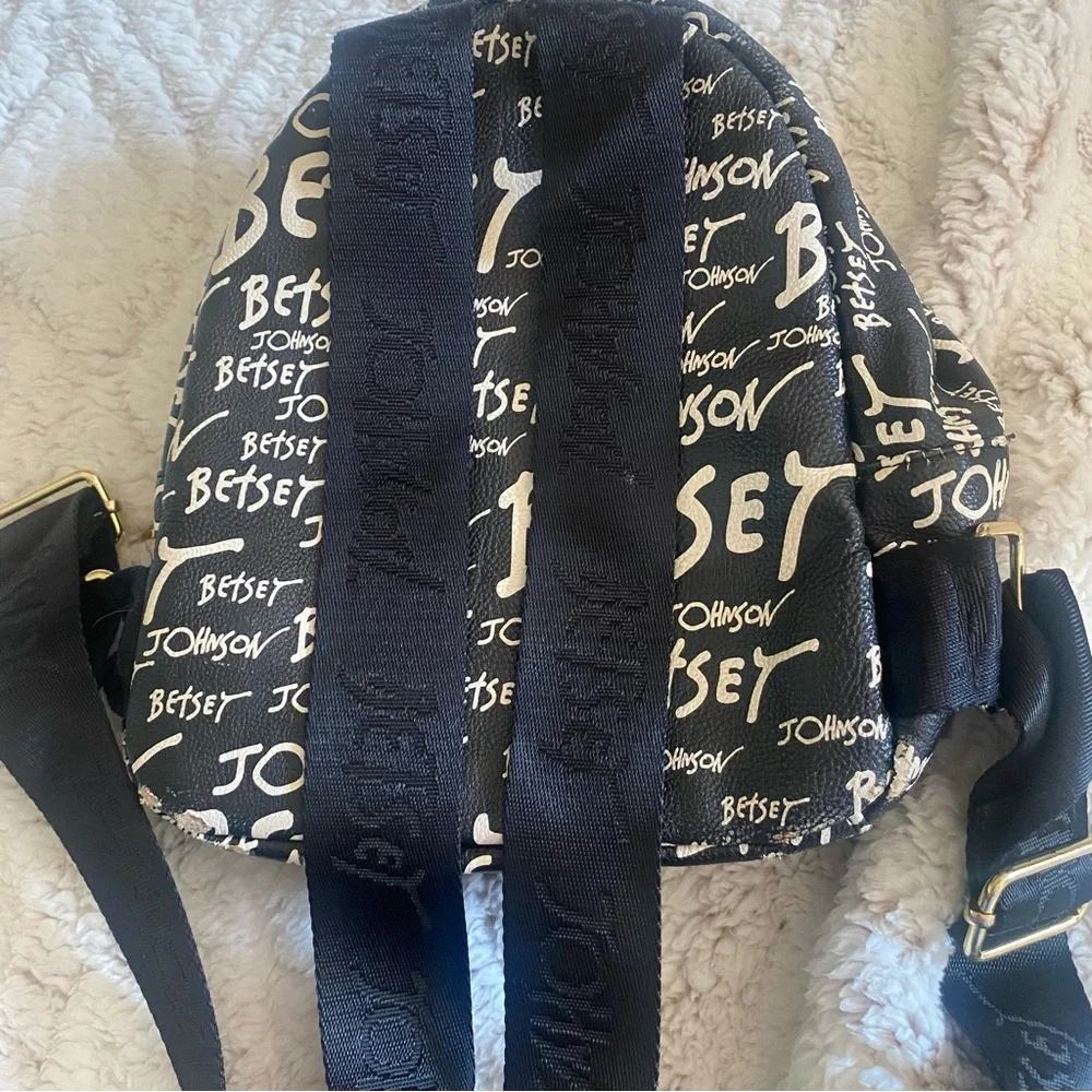 Betsey Johnson Mini Backpack Black White Gold Hardware Streetwear Casual READ